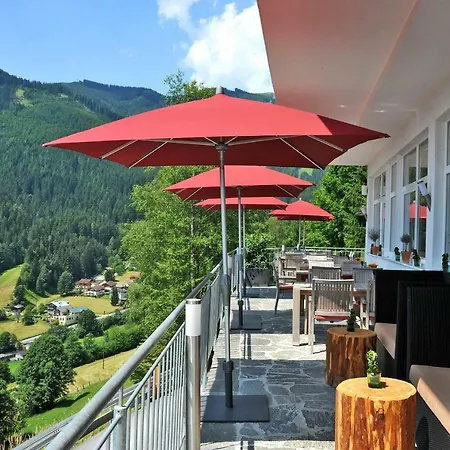 Der Sonnberg Szálloda Zell am See